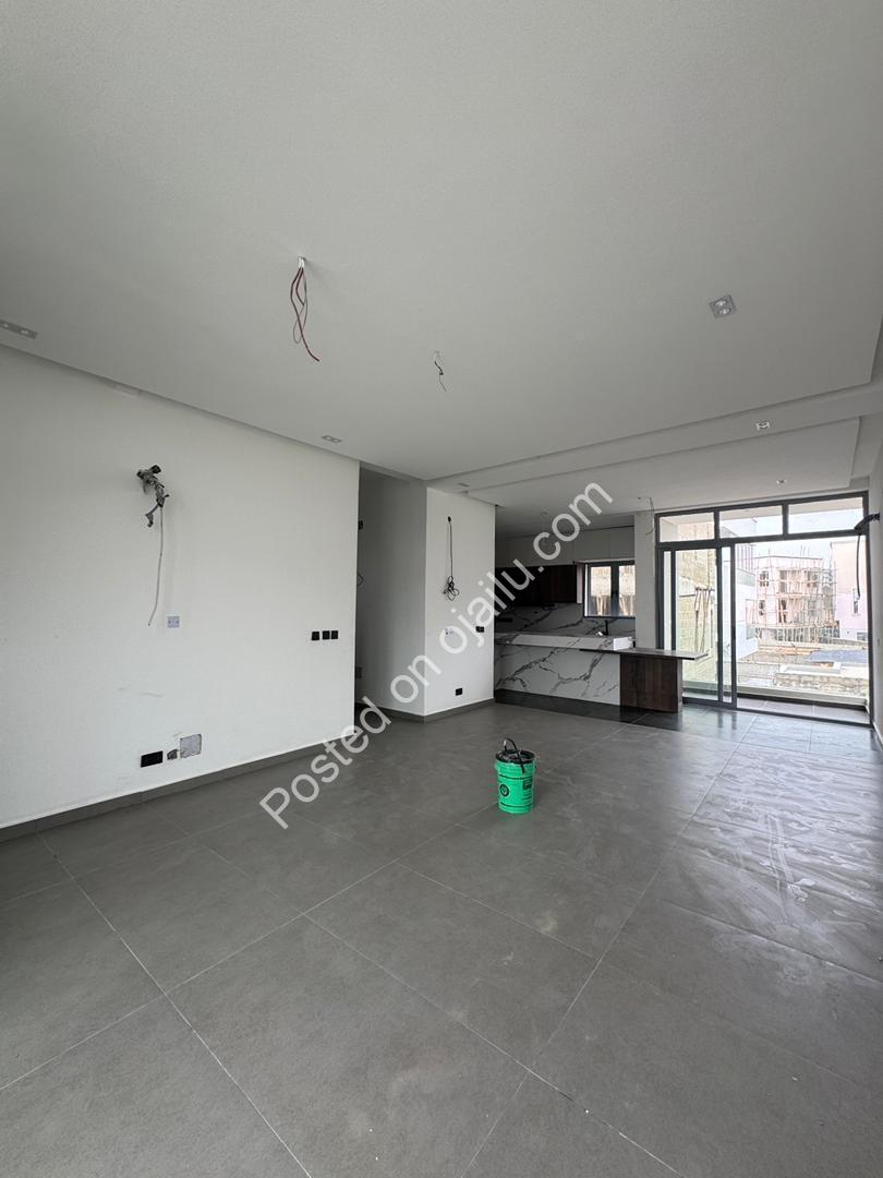 Prime 3-4BR Terrace Duplexes with BQ in Lekki Phase 1