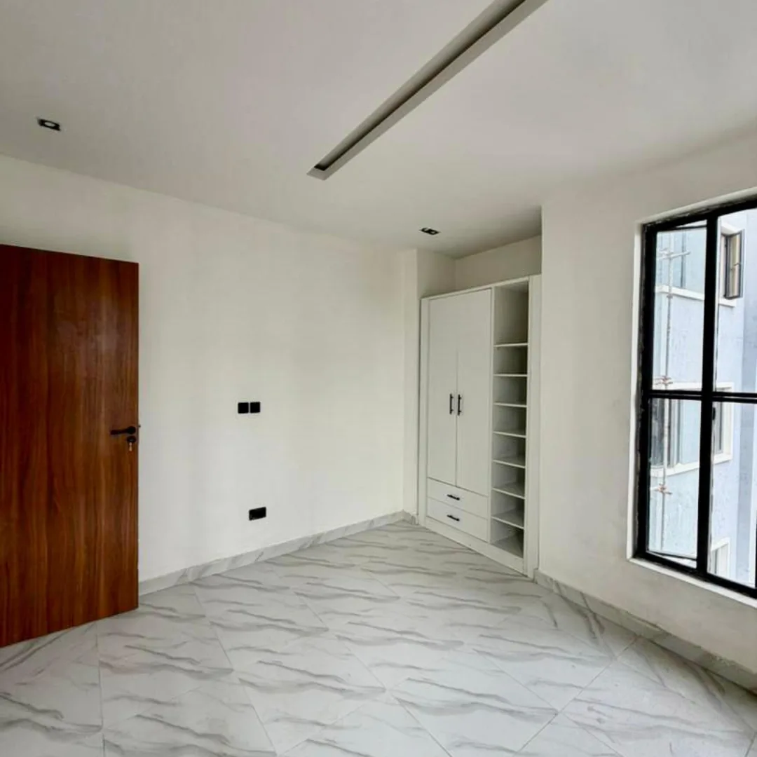 Unveil Serenity: 2-Bed Ologolo Gem with 24hr Power