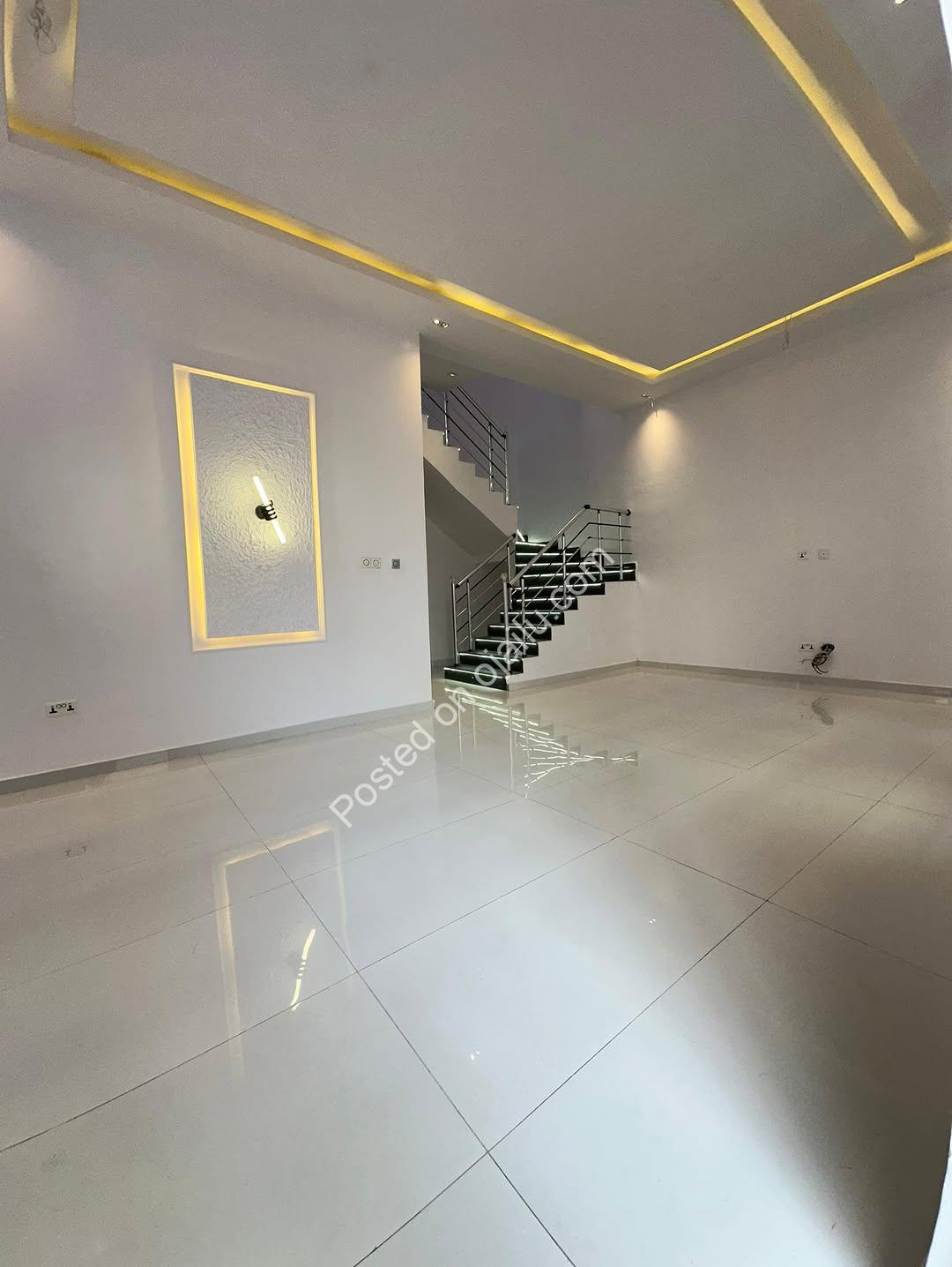 4-Bed Duplex with BQ in Chevron Lekki