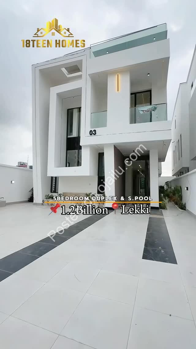Lekki Phase 1: 5BR Duplex with Cinema, Pool & Rooftop