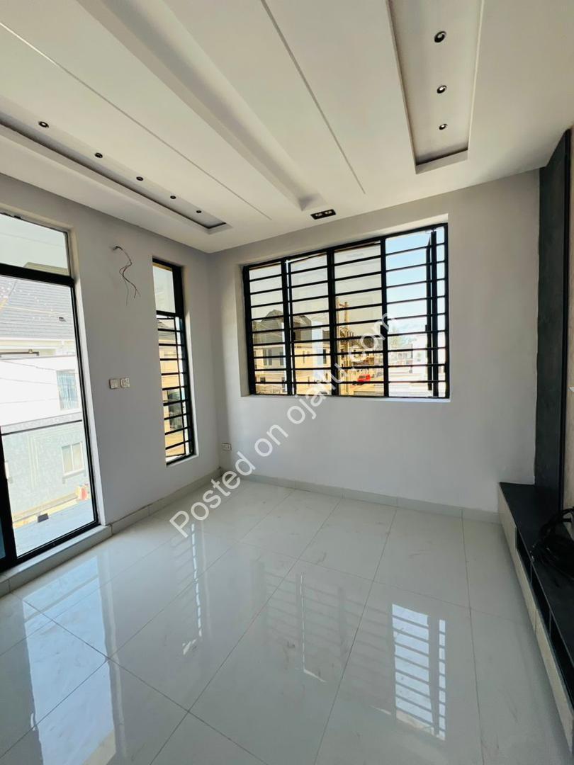 Ikota’s Finest: 4-Bed Ensuite Home + BQ at ₦250M