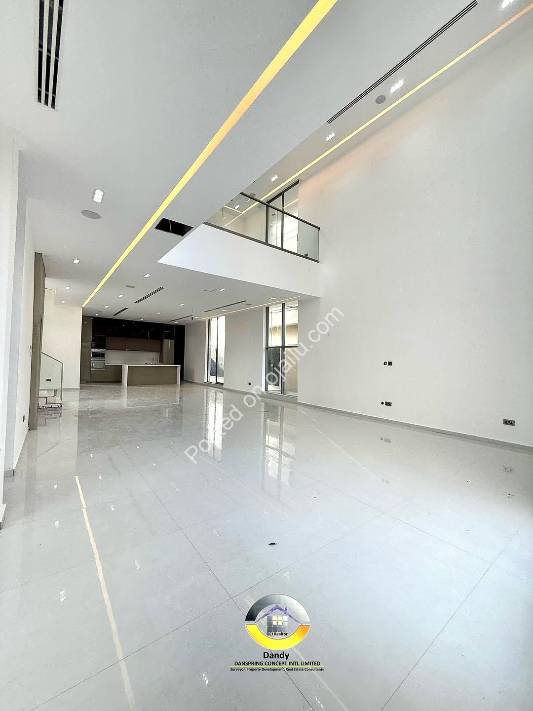 Ikoyi Smart Duplex: Pool, Cinema & Rooftop Terrace
