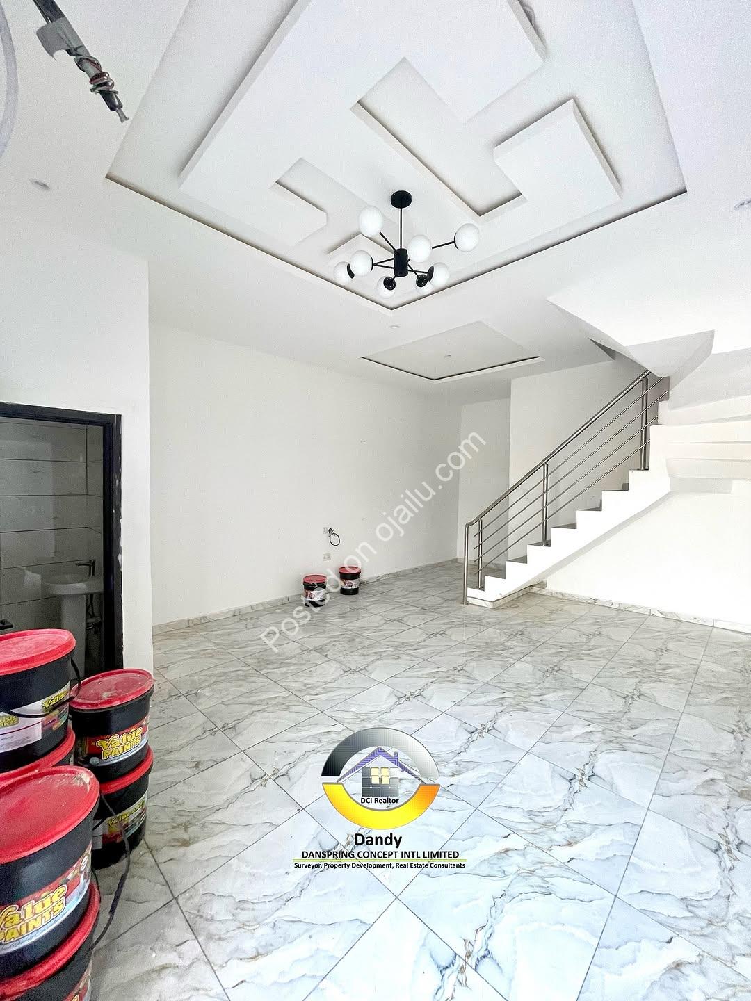 Brand New Terrace Duplex: Ensuite Bedrooms & BQ!