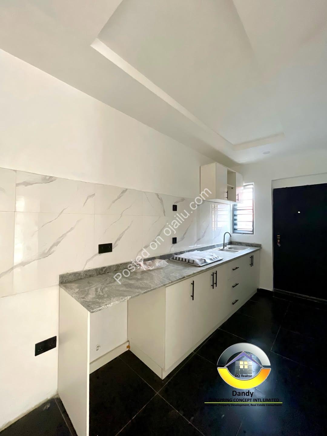 Brand New 1 & 2 Bed Ensuites in Lekki