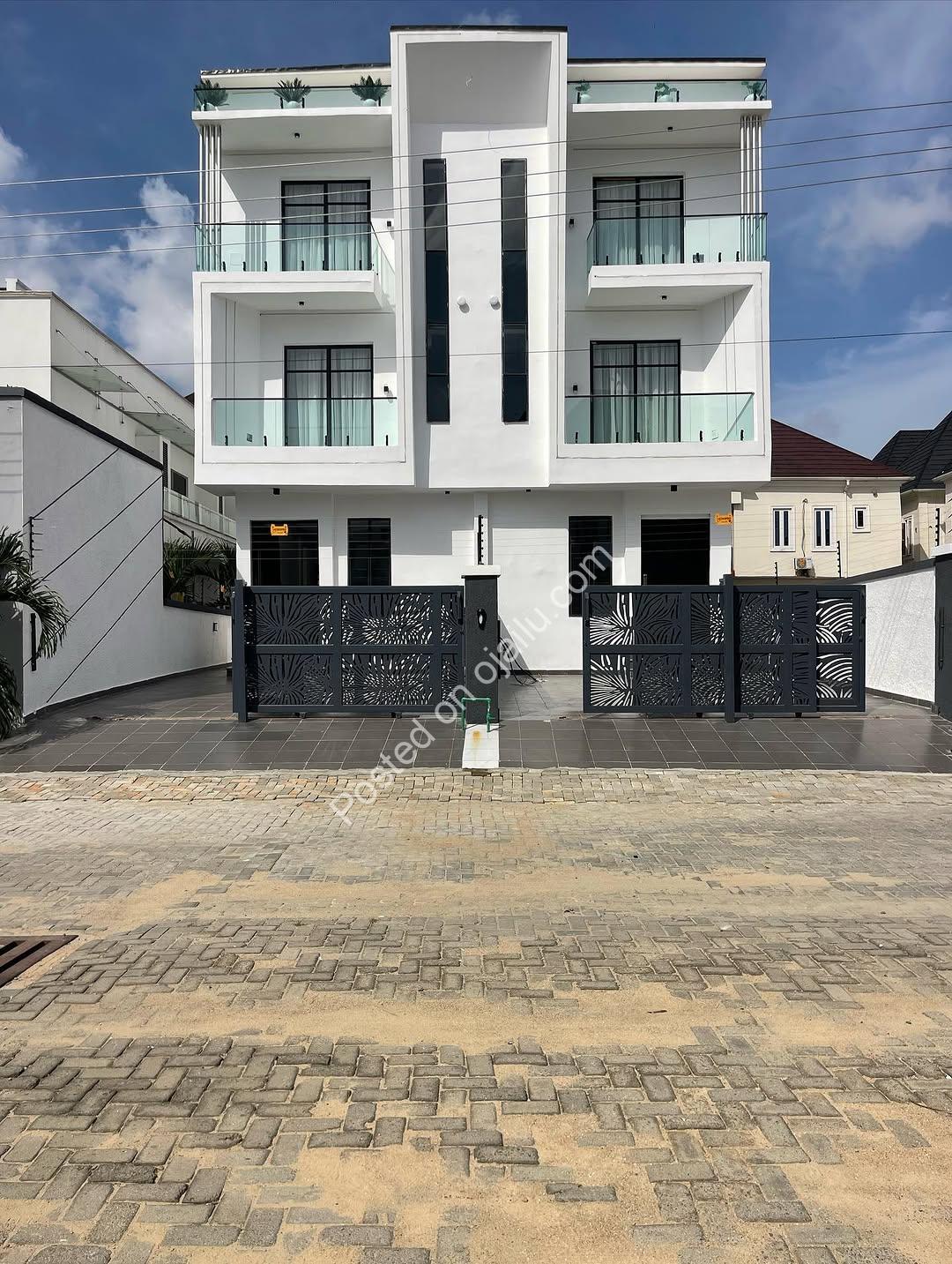 5-Bed Smart Home with BQ in VGC – N350M