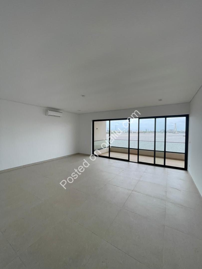 Ikoyi 7-Bed Cinema Home with Pool & BQ