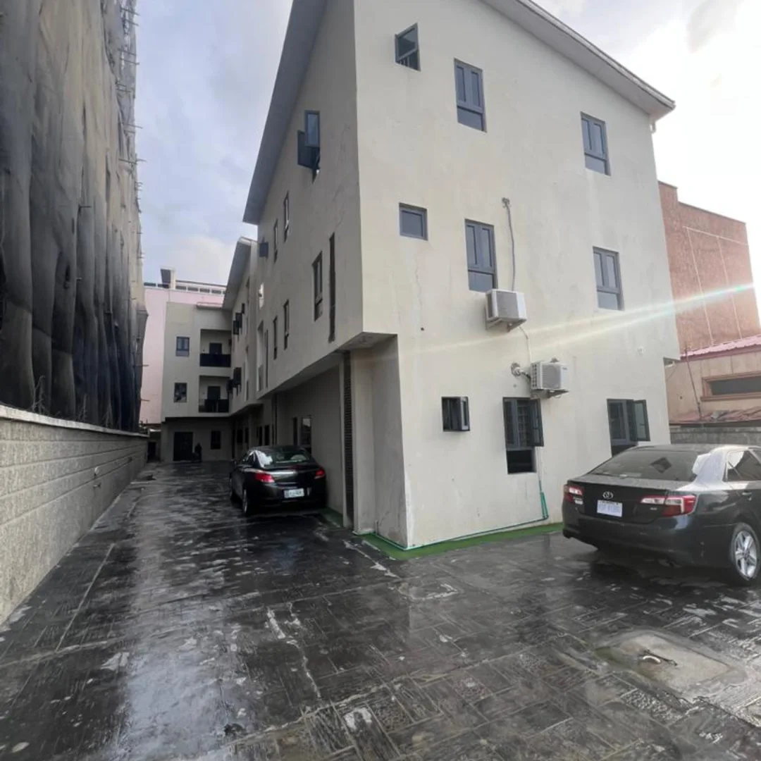 Ikate’s Finest: Chic 2BR Haven at ₦7M