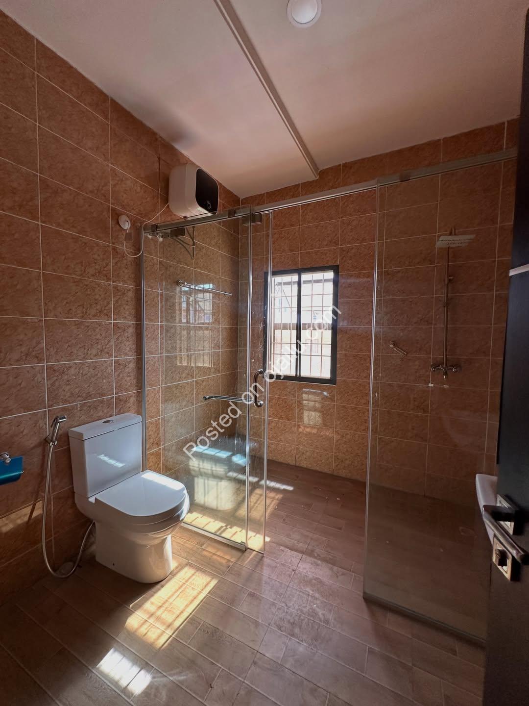 4-Bed Duplex with BQ in Lifecamp Estate