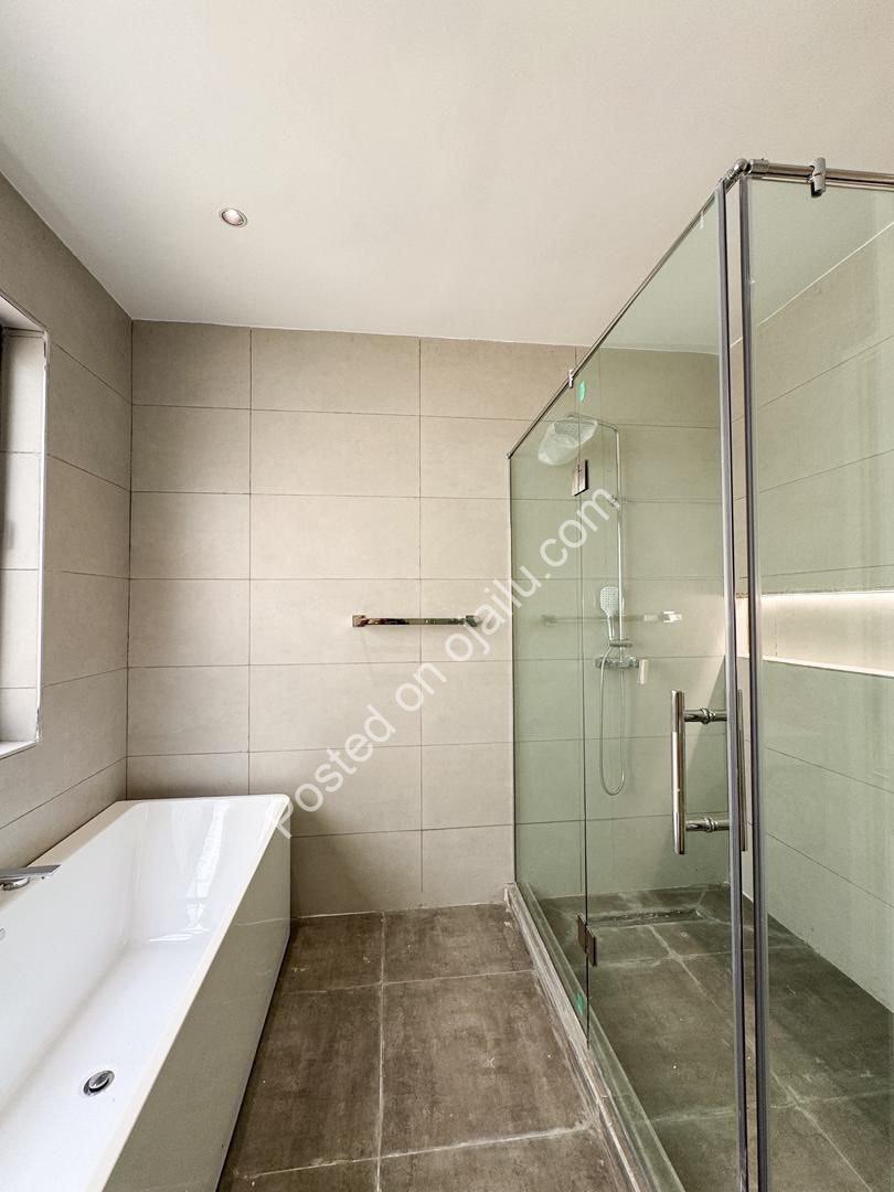 Ikoyi Living Redefined: 5 Ensuite Bedrooms + Rooftop