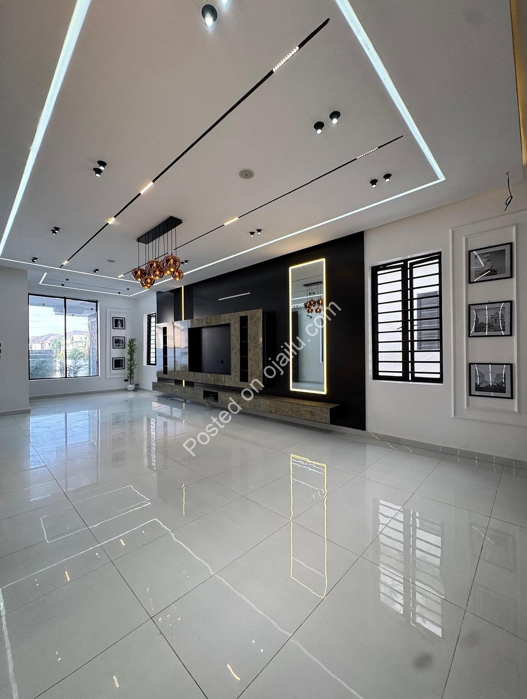 Ikota Dream Home: 5-Bed Pool & Gym Oasis Slashed to ₦420M