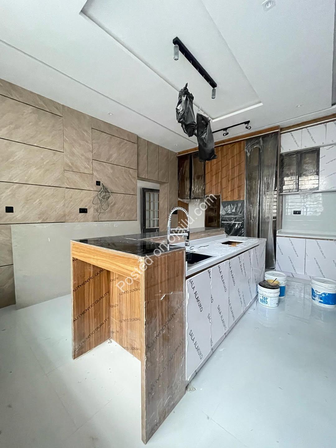 Your Private Resort Awaits: 5BR Duplex with Cinema & Pool