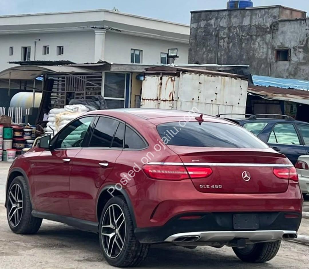 Mercedes GLE 450: Full Options, Immaculate Condition