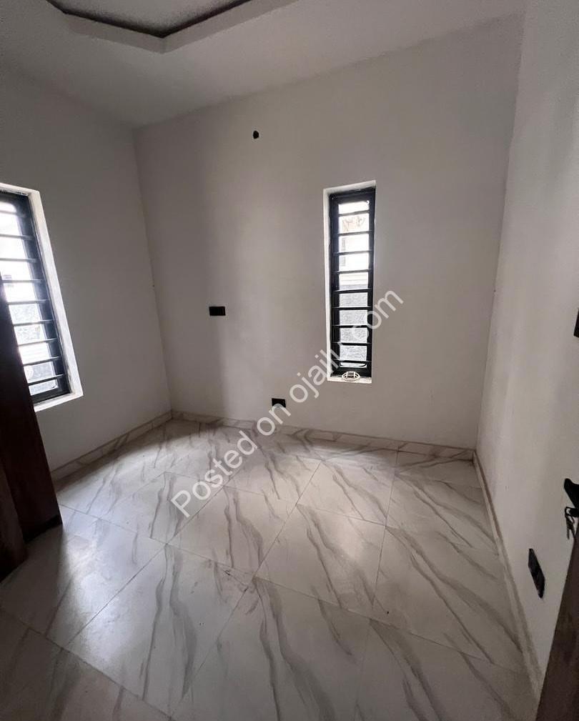 Orchid Lekki’s Finest: 4-Bed Ensuite Haven