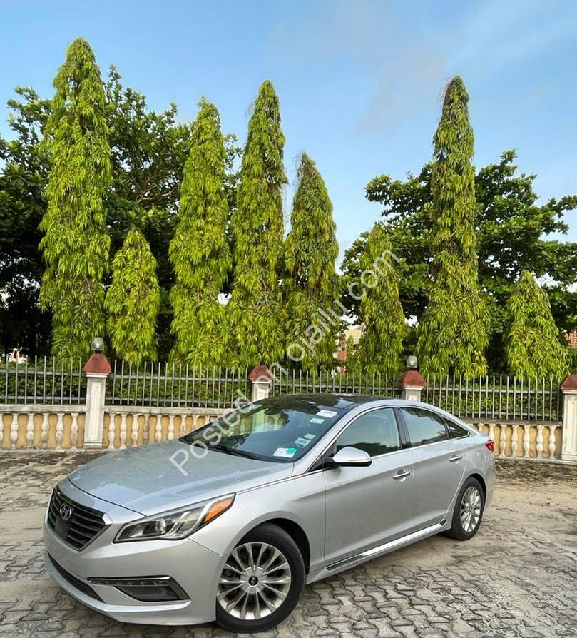 Luxury & Panoramic Sunroof: 2015 Sonata Limited