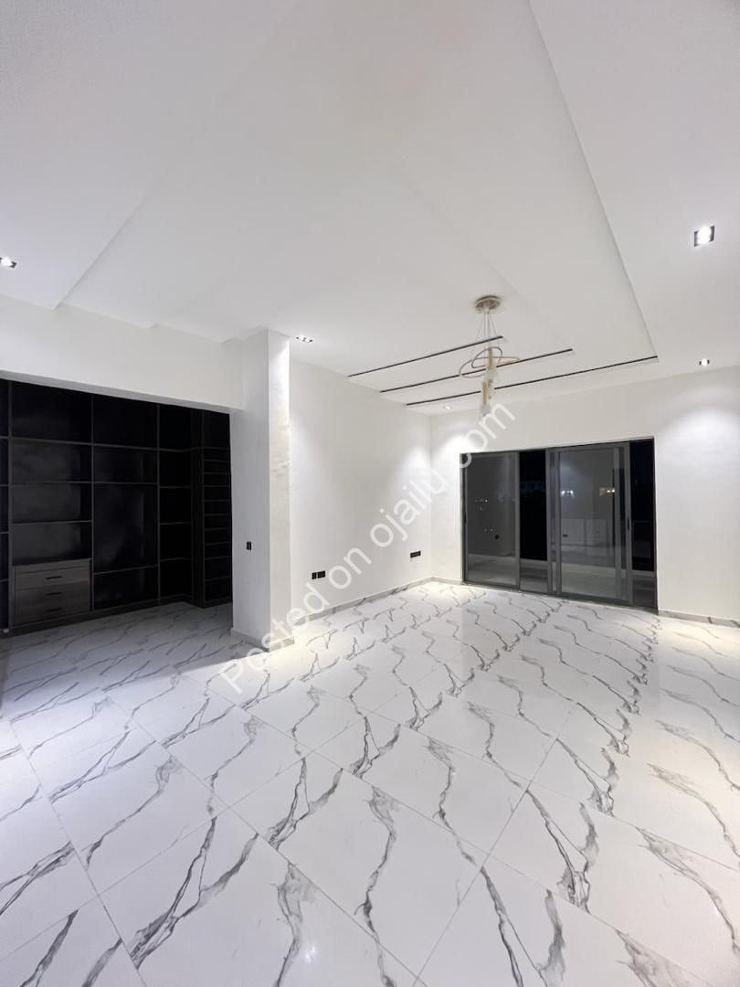 Orchid Masterpiece: 5-Bed Smart Home with Cinema & Pool