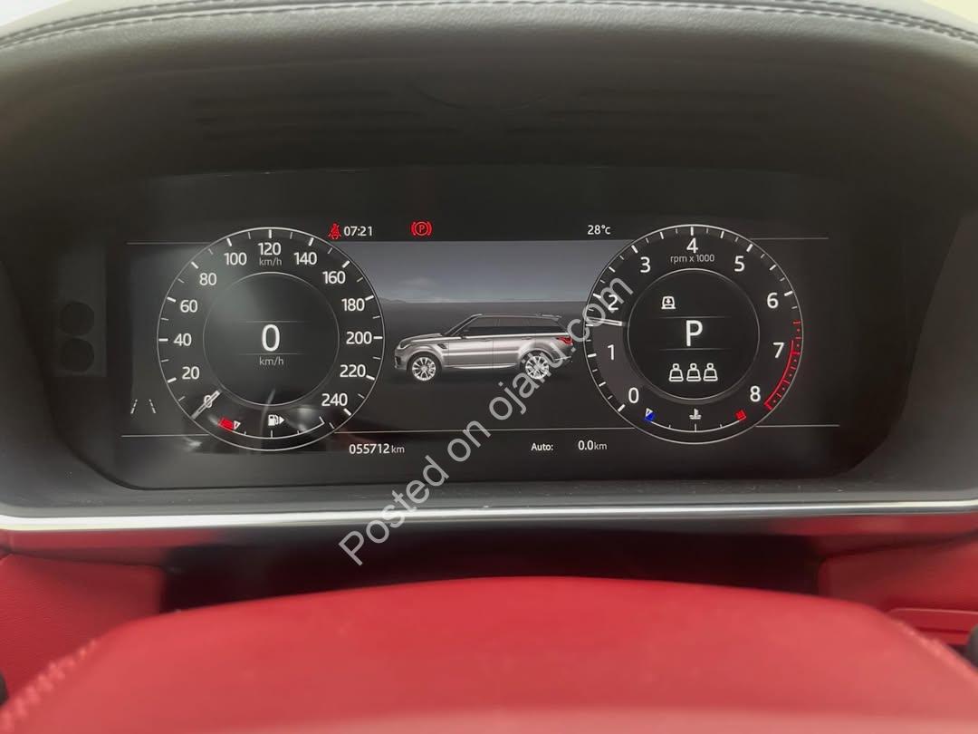 “Own the Road: 2019 Range Rover Sport â€“ Luxury Unleashed”