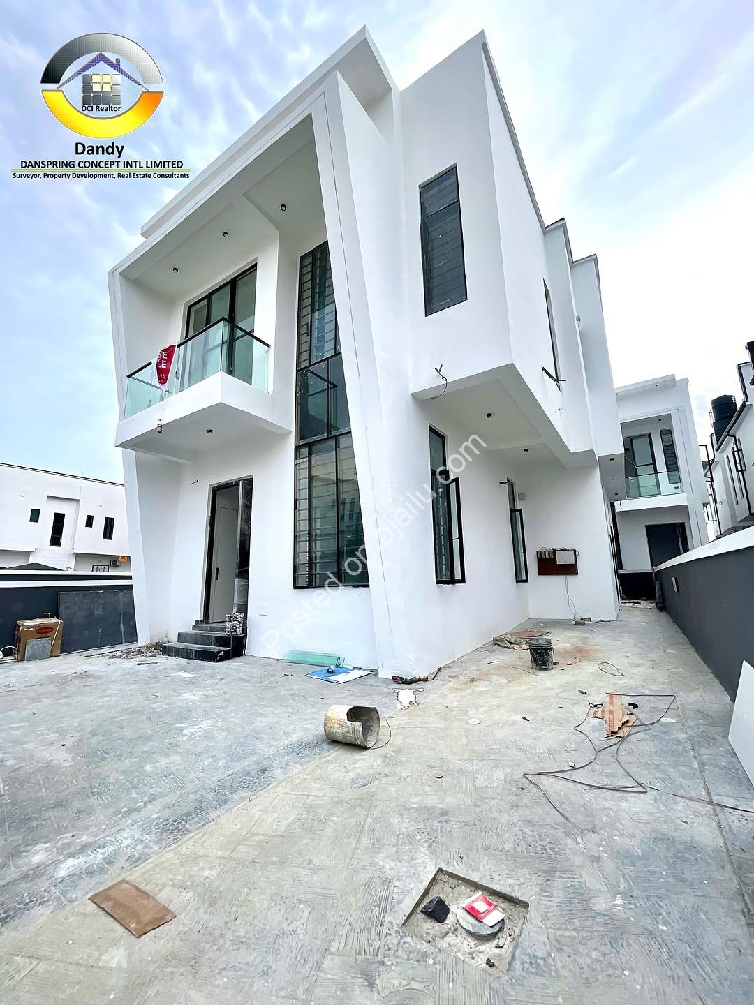 Brand New 5-Bed Duplex with Smart Finishes in Sangotedo