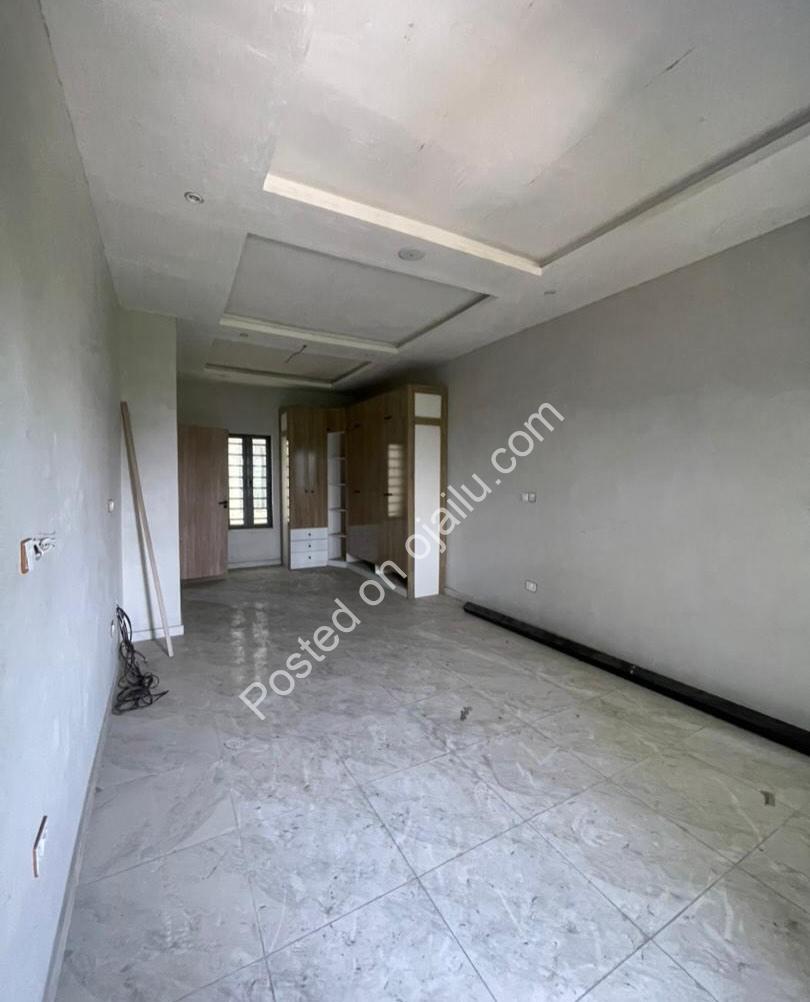 Dream Home Awaits: 4-Bed Semi-Detached Duplex in Orchid Lekki