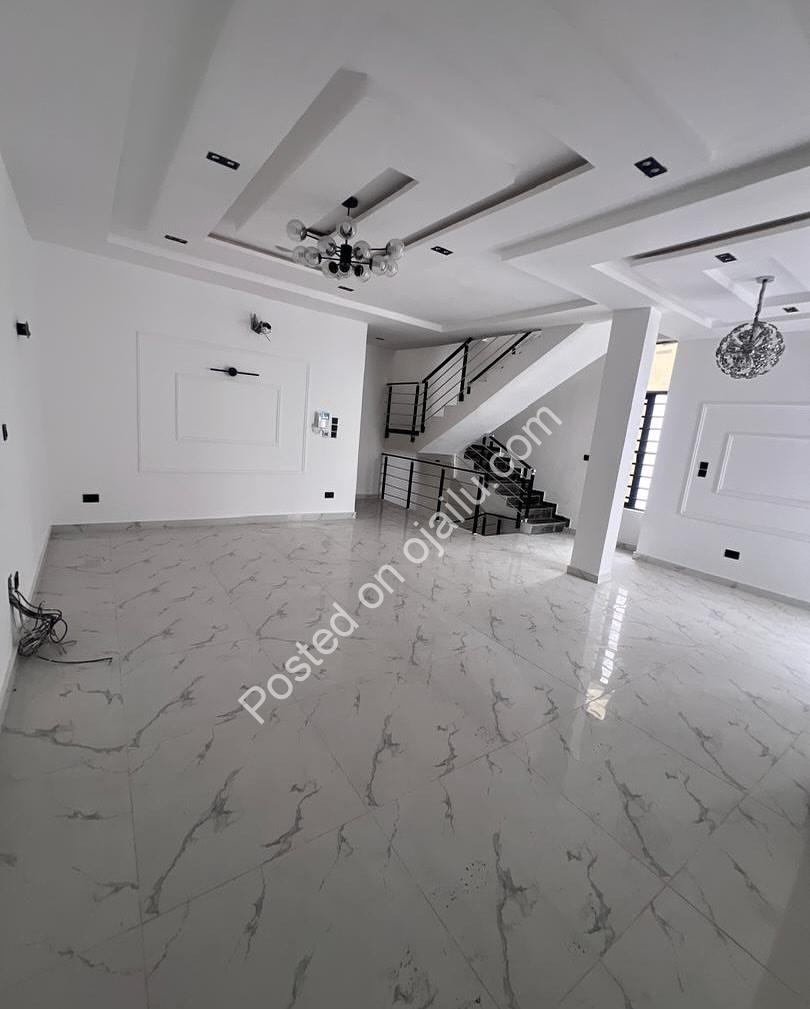 Your Dream Home Awaits: 4BR Terrace Duplex with BQ in Ologolo