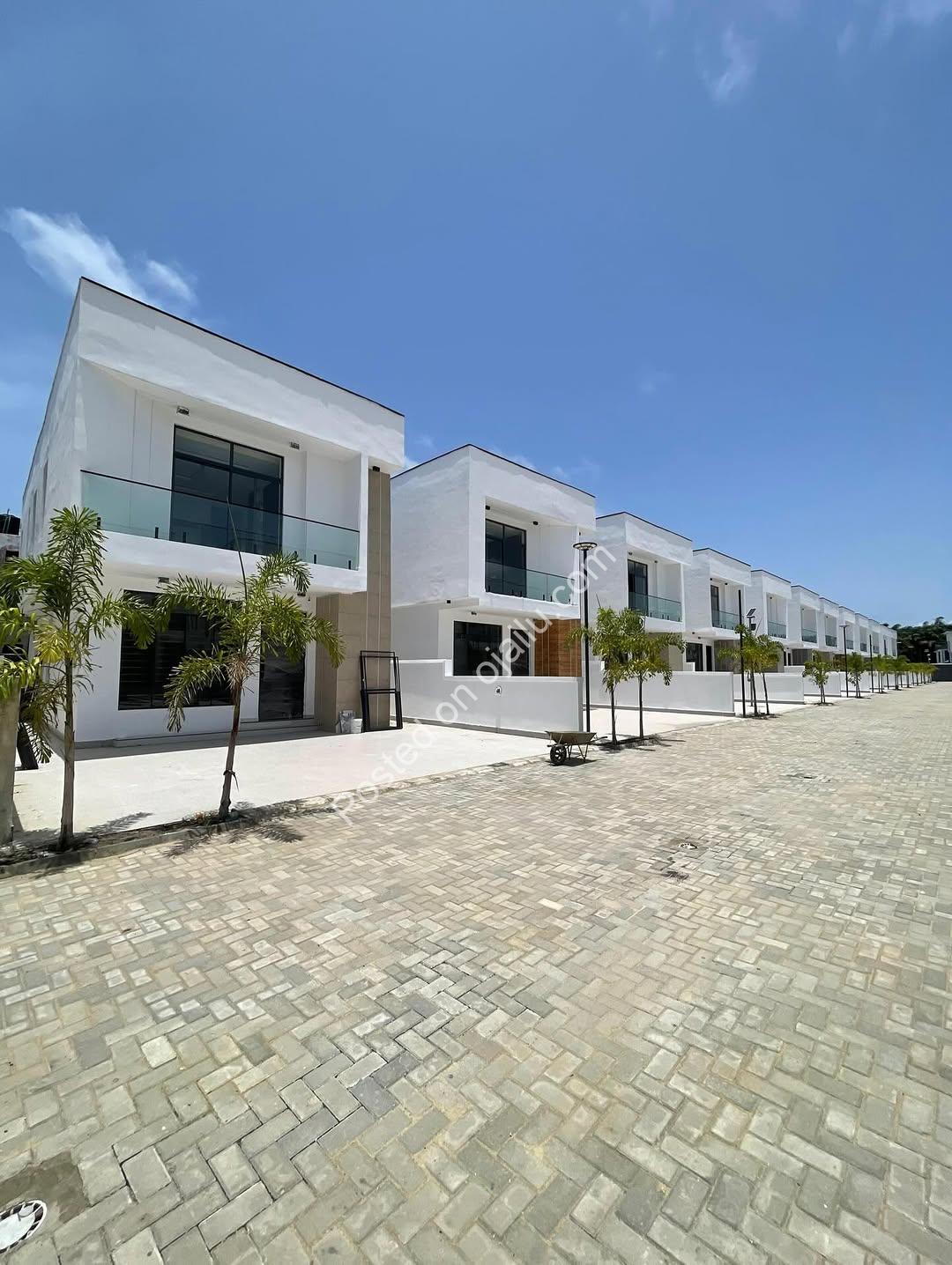 4BR Dream Home in Orchid Lekki – Priced at 320M