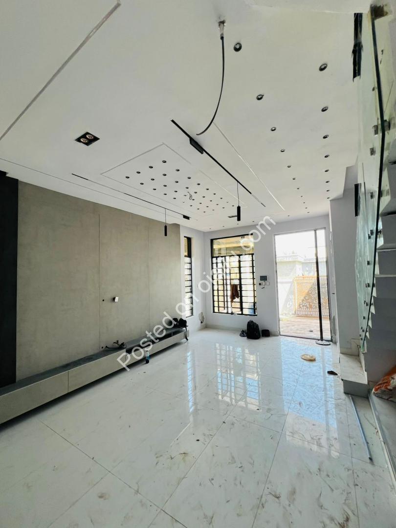 Ikota’s Finest: 4-Bed Ensuite Home + BQ at ₦250M