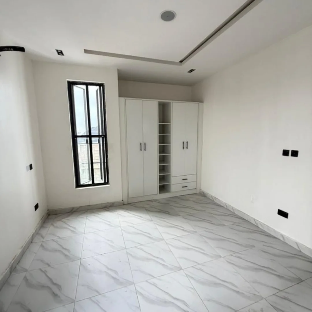 Unveil Serenity: 2-Bed Ologolo Gem with 24hr Power