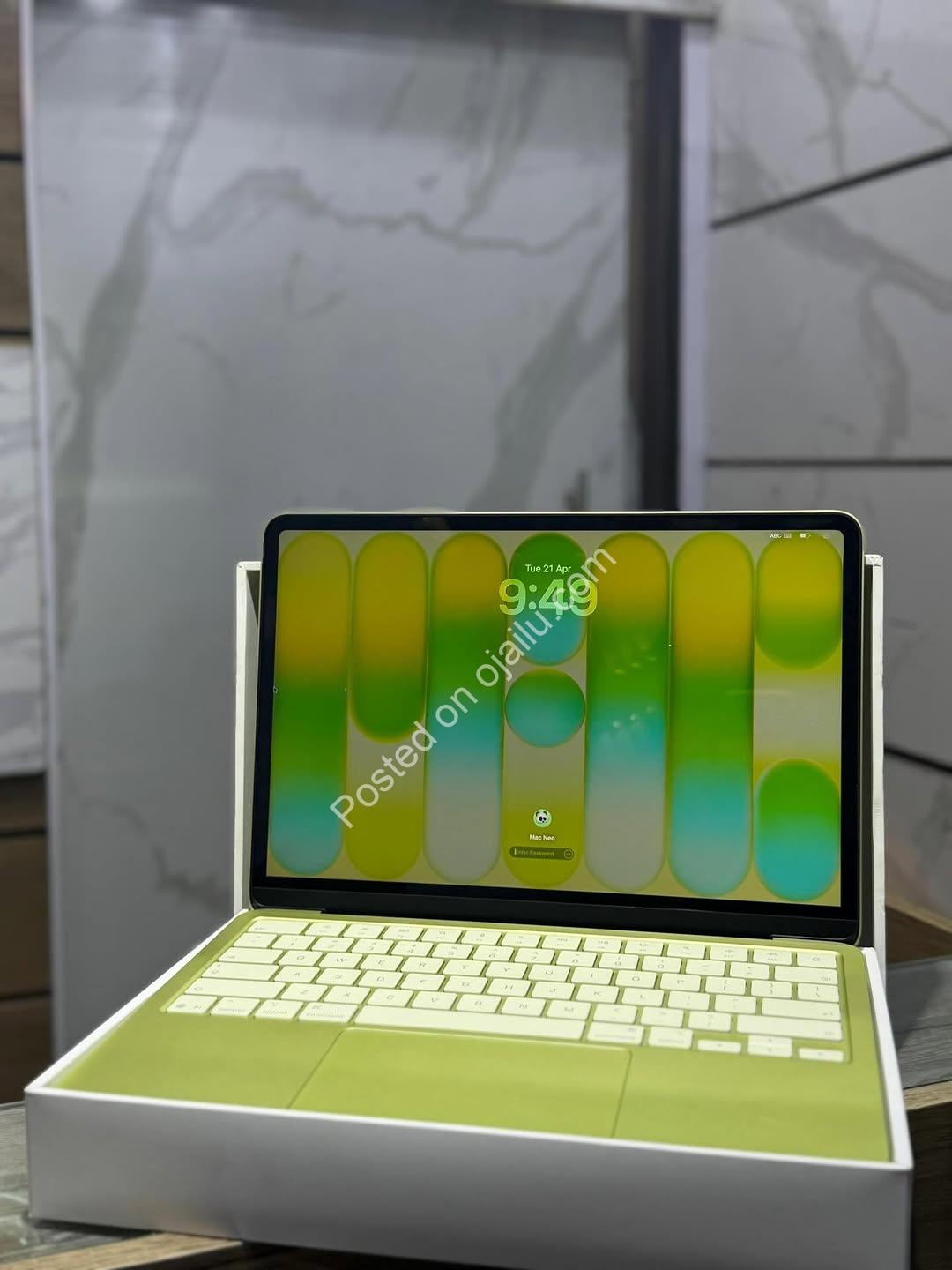 Sealed MacBook Neo 8GB/256GB – Unlock Next-Level Speed!