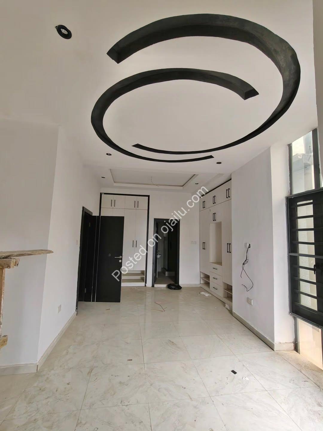 Exclusive 4-Bed Duplex: Your Own Private Compound in Maryland