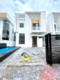 Modern 4-Bed Duplex with Pool in Chevron