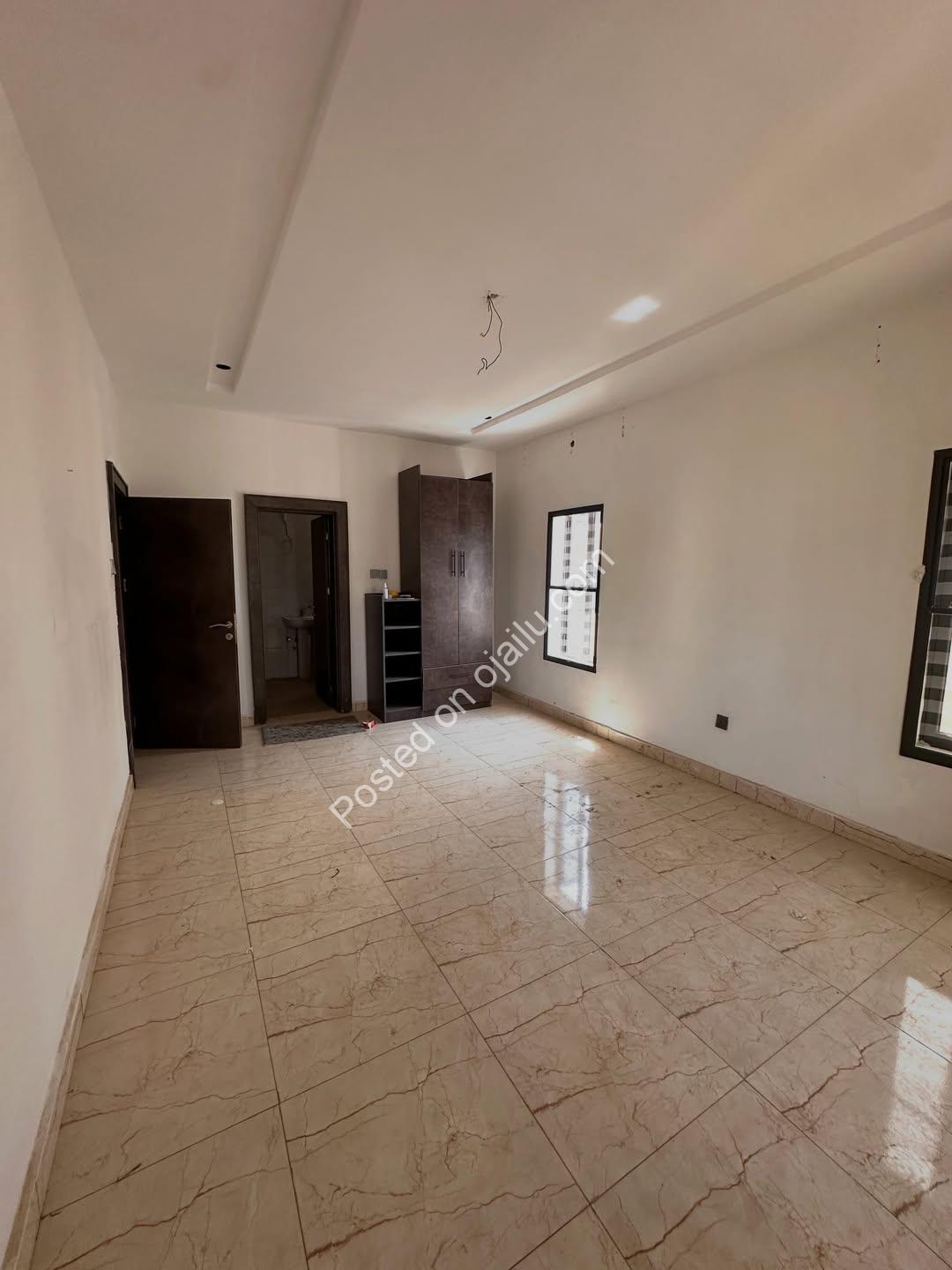 Modern 3-Bed with BQ in Prime Jahi