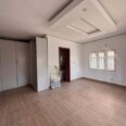 Chevron Drive Stunner: 3 Ensuites, Newly Renovated