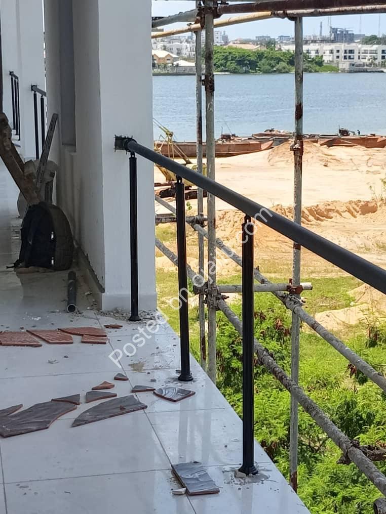 Banana Island Penthouse: Live Like Royalty