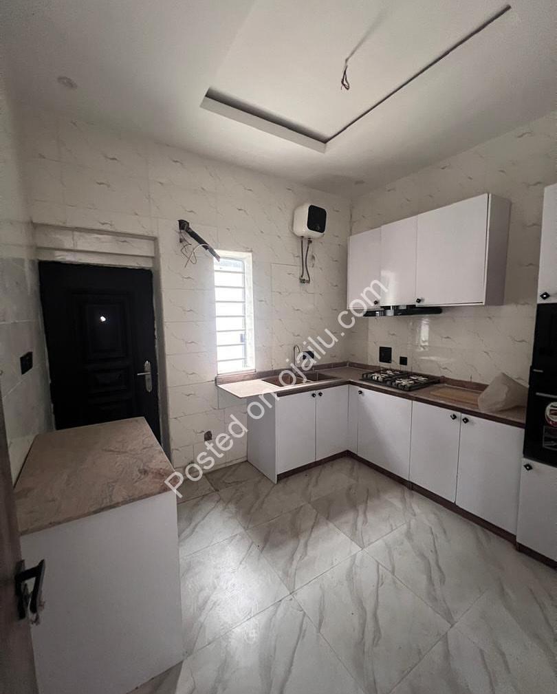 Orchid Lekki’s Finest: 4-Bed Ensuite Haven