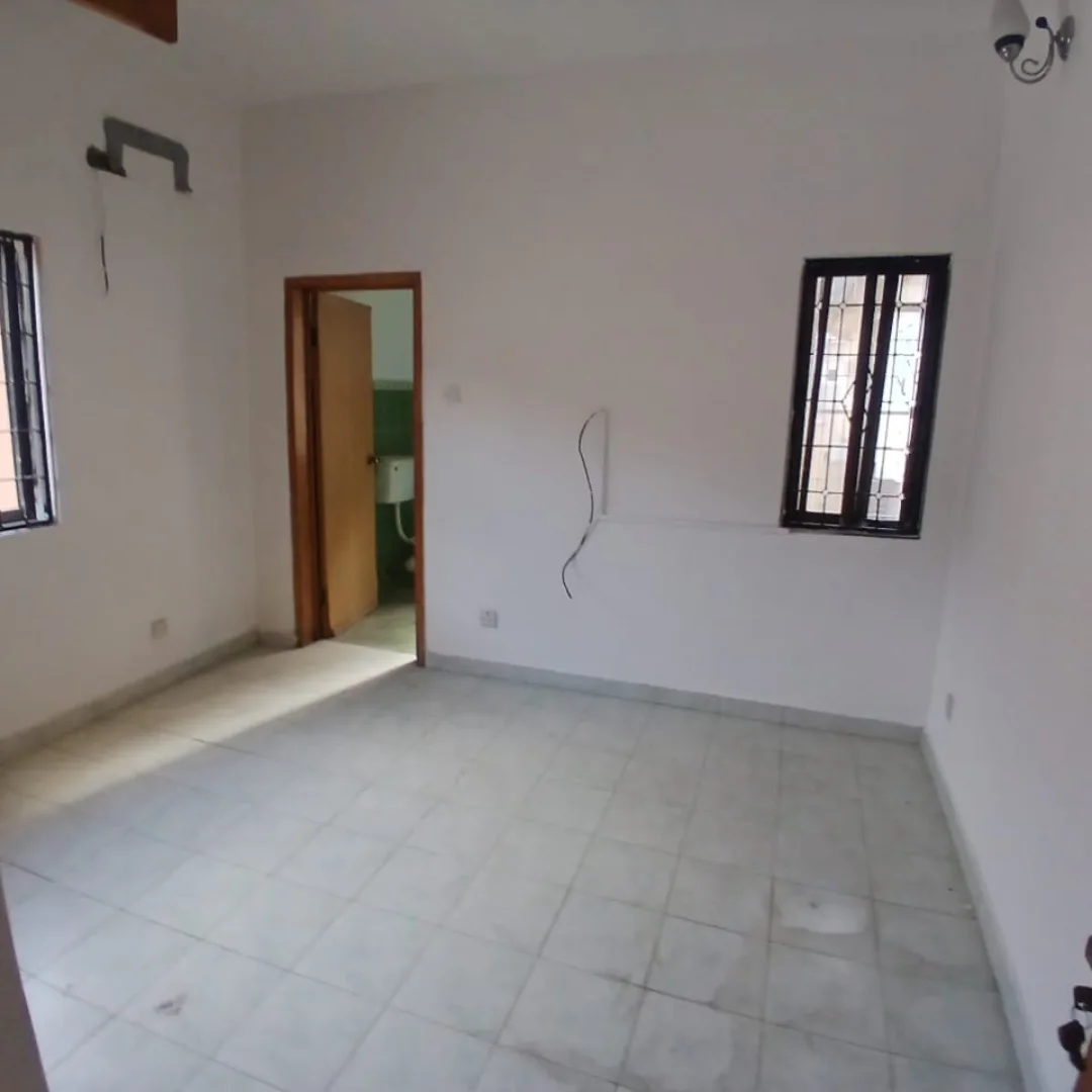4-Bed Semi-Detached Home + BQ in Prime Lekki Phase 1 | Mixed-Use