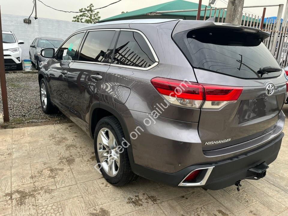 2019 Toyota Highlander: Mint, Duty Paid, 67k Miles