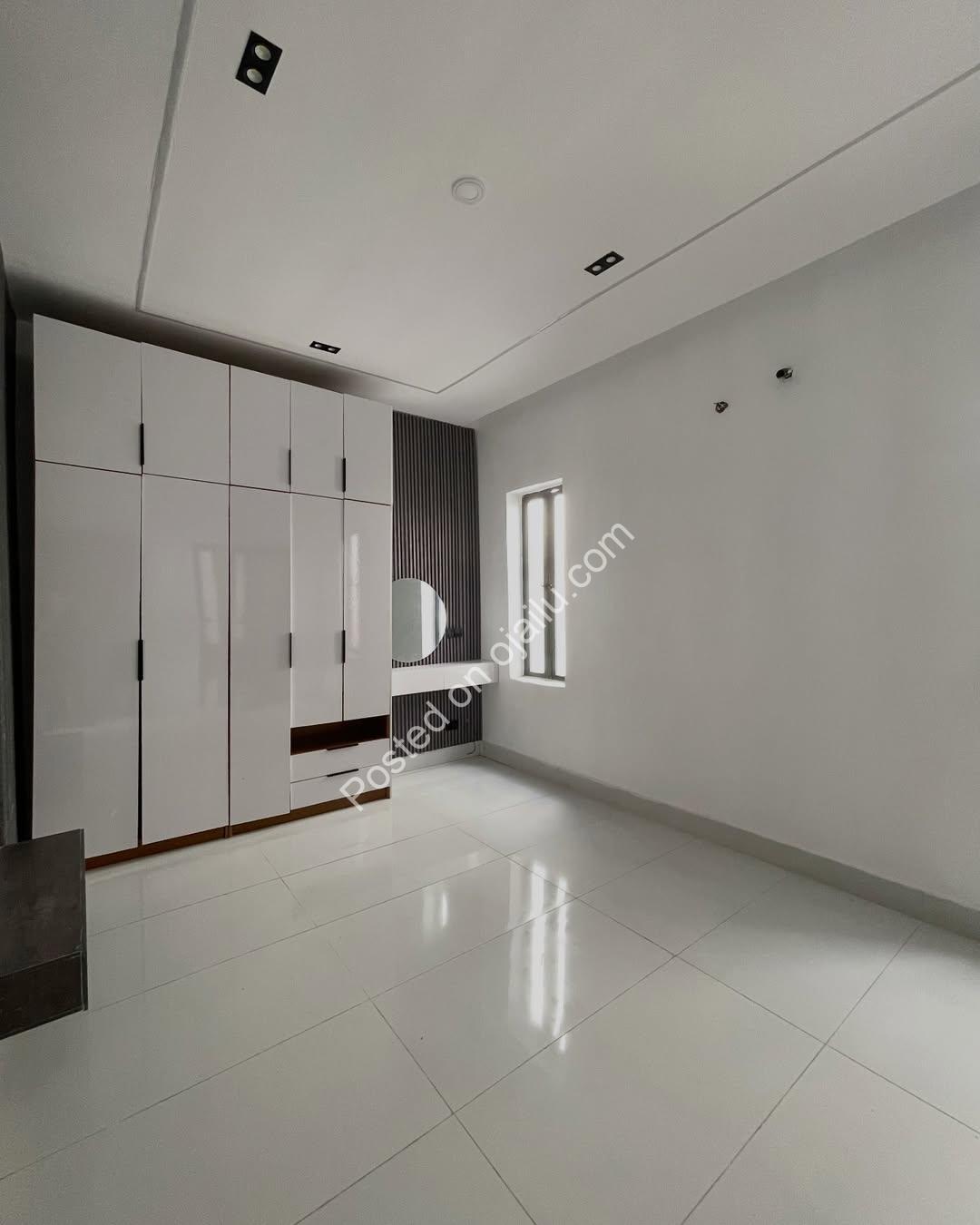 Your Next Level: 5BR Ready in Ajah – N250M