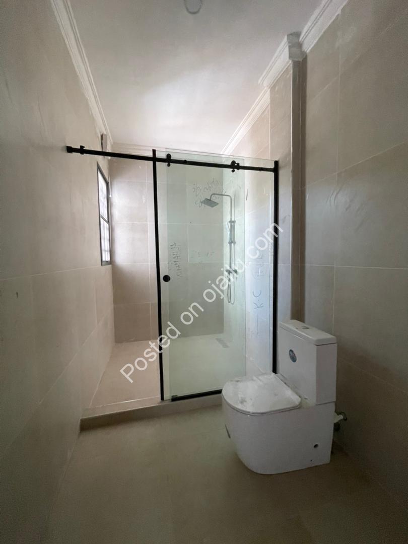Stunning 4-Bed Lekki Home with Cinema