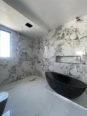 Cowrie Creek Gem: 5-Bed Duplex with Pool & Cinema