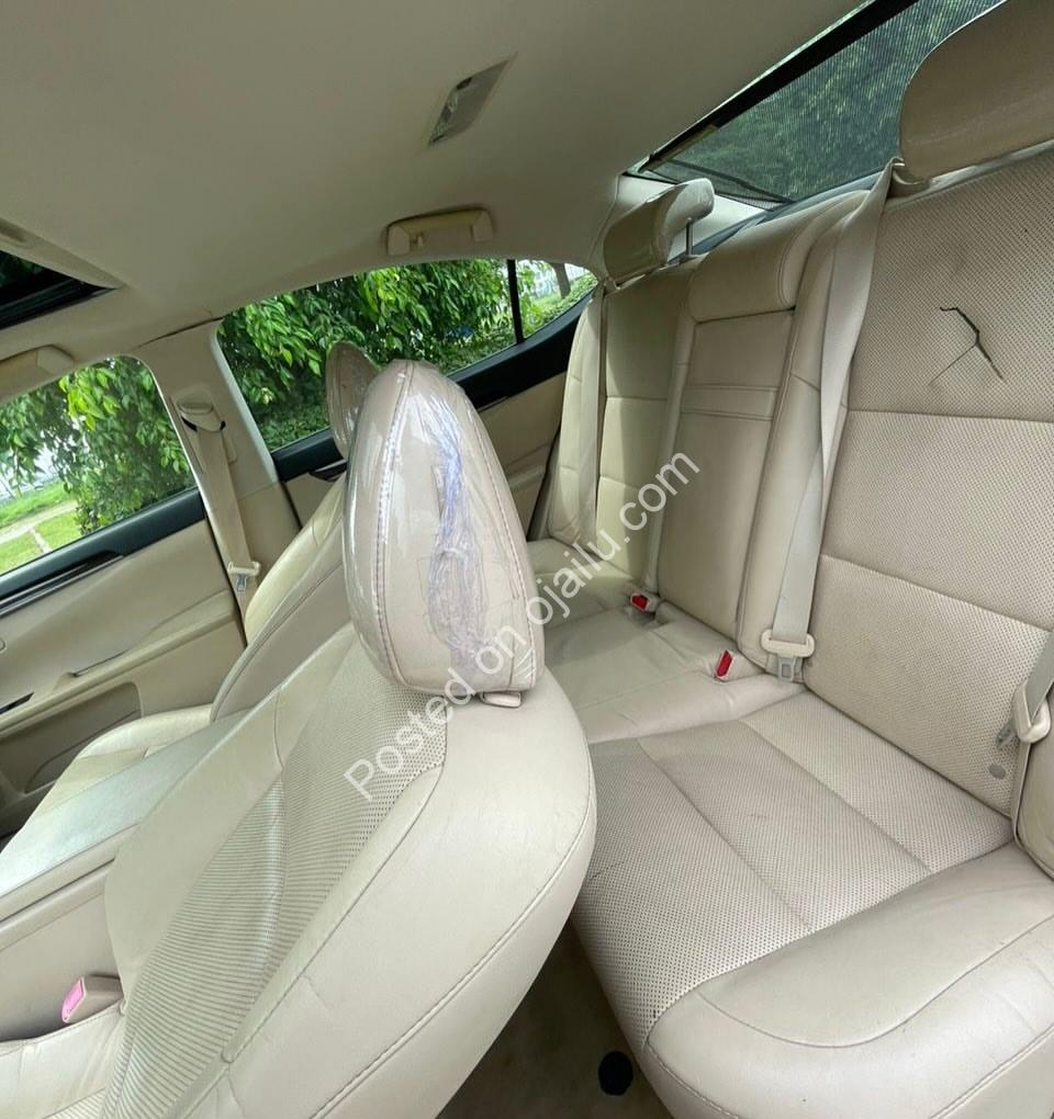 2014 ES350, Now 2017 Facelifted – Luxury & Savings in One