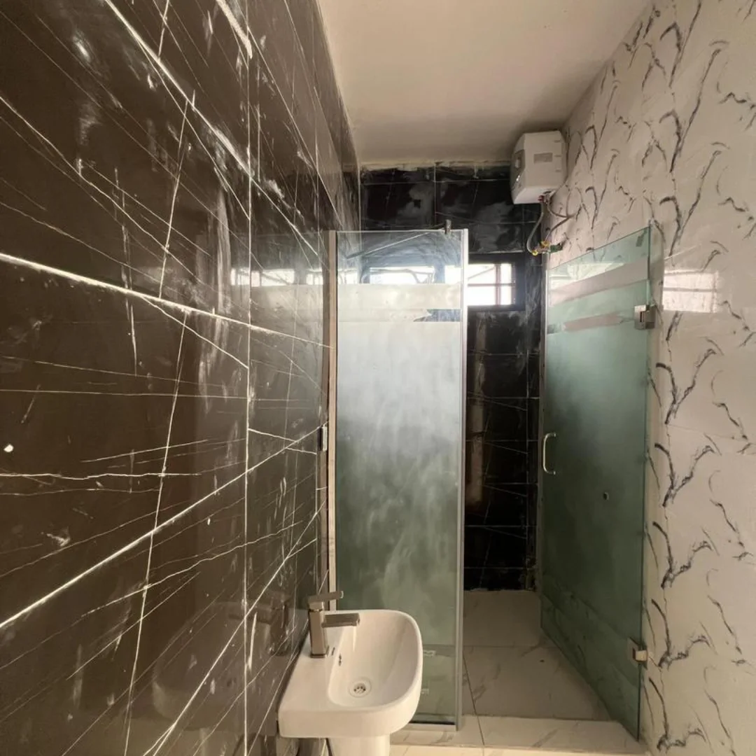 4-Bed Semi-Detached Home + BQ in Prime Lekki Phase 1 | Mixed-Use