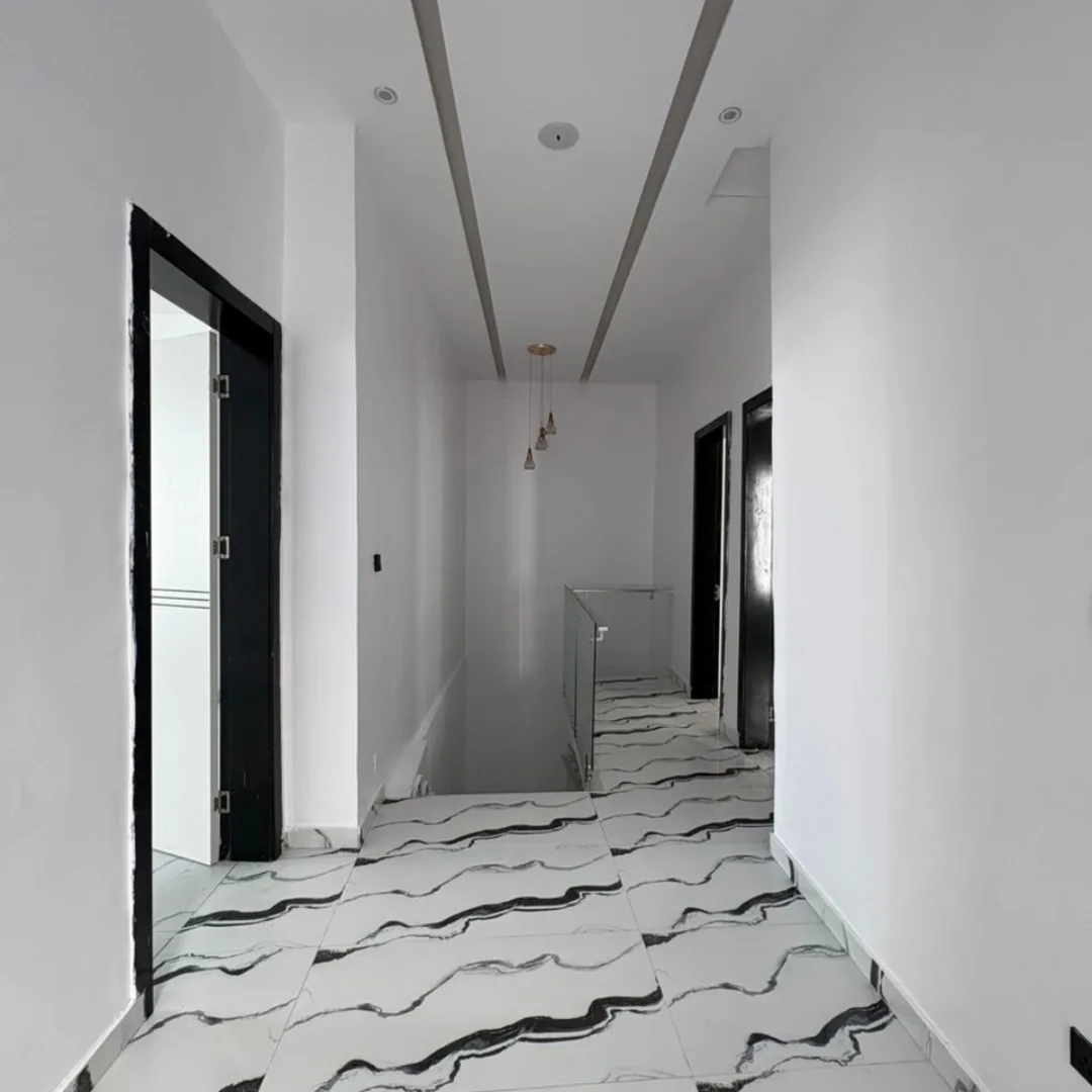 18hrs Power, 4-Bed Duplex with BQ in Orchid Lekki