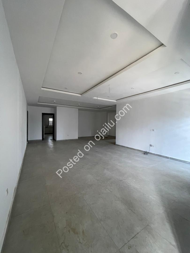 Stunning 4-Bed Lekki Home with Cinema