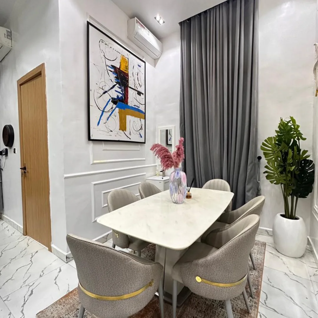 Step into Sound-Immersed Luxury: 4-Bed Orchid Duplex