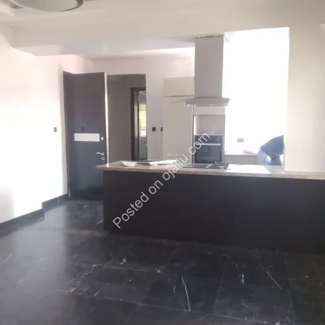 Serenity Meets Status: Your 2-Bed Oasis in Banana Island