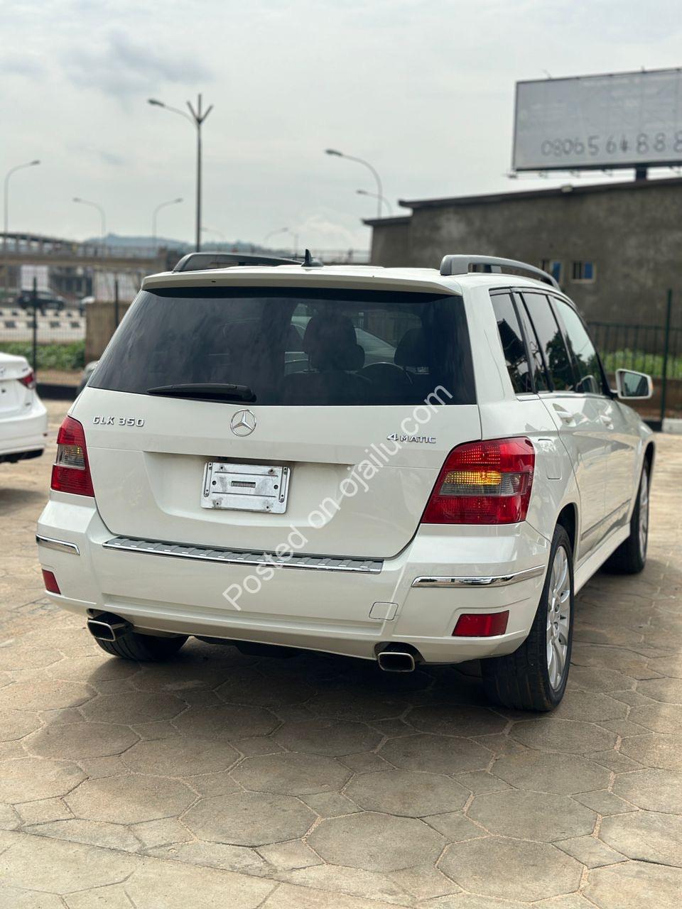2011 GLK 350: Belgian Purity, Drive Away