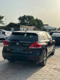 2011 Toyota Venza: Sleek & Reliable – Drive Away Today!