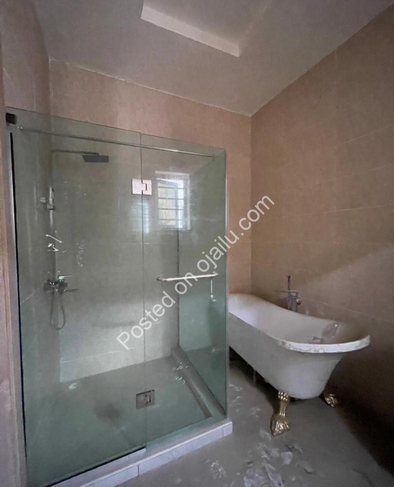 Dream Home Awaits: 4-Bed Semi-Detached Duplex in Orchid Lekki