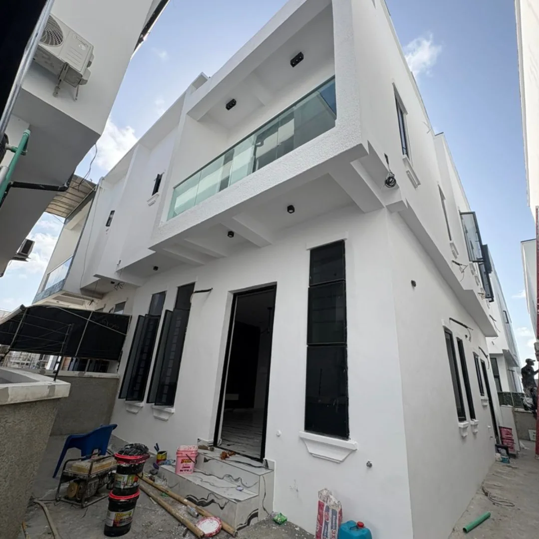 18hrs Power, 4-Bed Duplex with BQ in Orchid Lekki