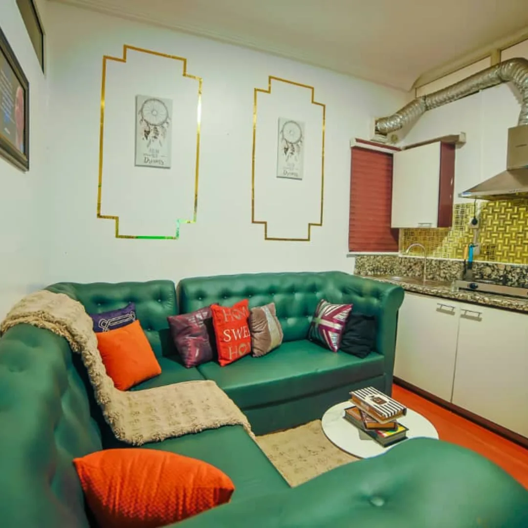 Escape to Serenity: 2-Bedroom Penthouse in a Secure Estate with Park Views