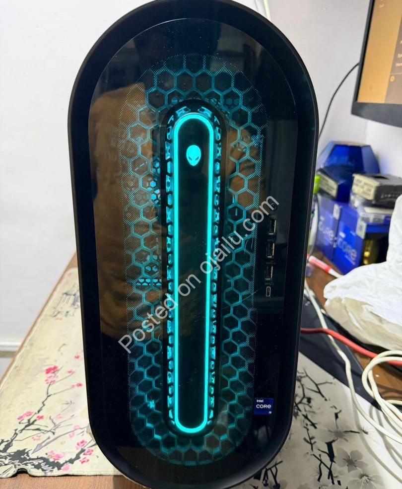 Performance Beast: Alienware Aurora R15 – i9, 64GB, RTX 4070